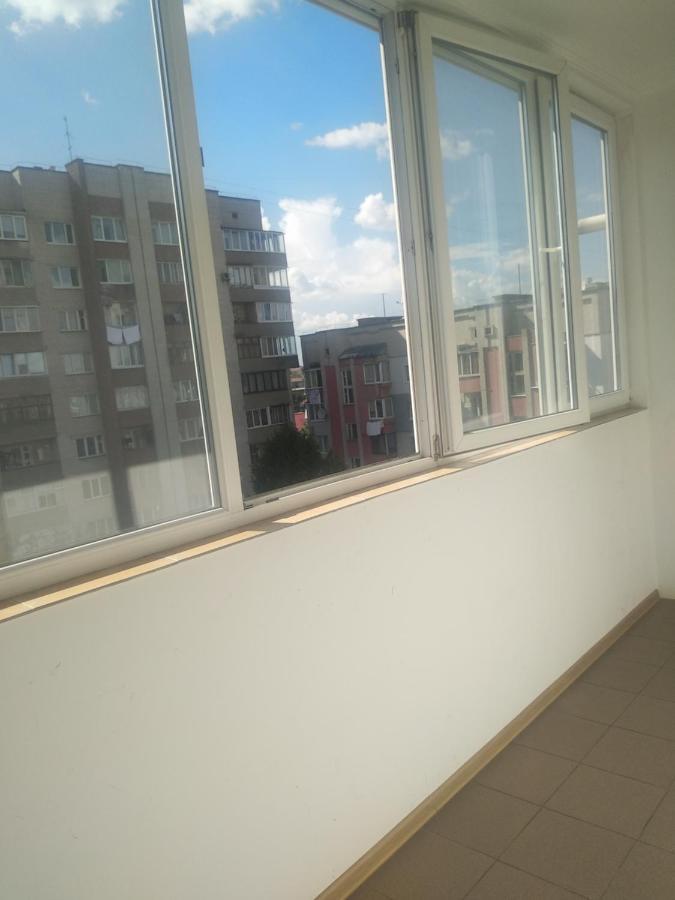 Апартаменти Липинського3,Поруч Порт Сіті Lutsk Bagian luar foto